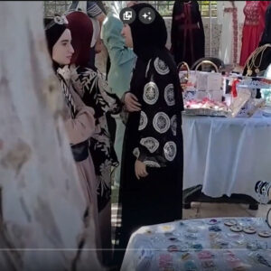 افتتاح "بازار الأيادي المبدعة" في مدينة الخليل