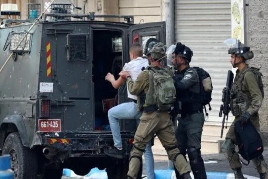 حملة دهم واعتقالات إسرائيلية بأنحاء متفرقة من الضفة