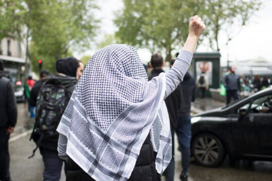 "تل أبيب" وواشنطن.. كيف جرى توظيف "الذكاء الاصطناعي" لتصفية القضية الفلسطينية