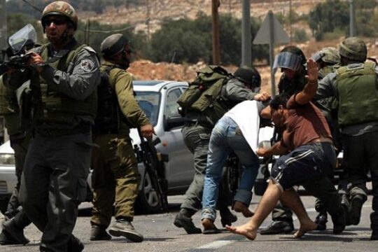 الجيش الإسرائيلي يقرر عدم معاقبة جنود طردوا عائلات فلسطينية شمال الضفة