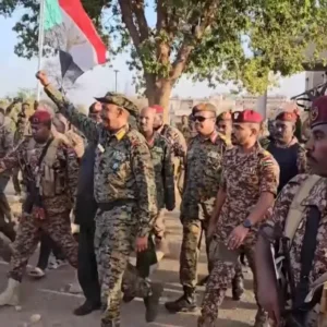 طائرته حطت بالمطار.. البرهان يعلن طرد الدعم السريع من الخرطوم