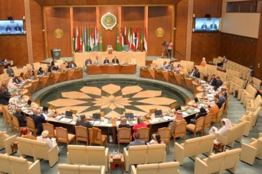 البرلمان العربي يسلم المدعي العام للجنائية خطابًا بشأن رفع دعوى ضد الاحتلال