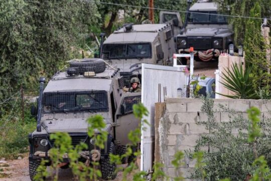 الاحتلال اعتقل 762 مواطناً من الضفة