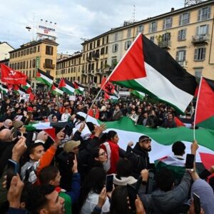 تظاهرة في أمستردام تنديدا باستئناف العدوان الإسرائيلي على غزة