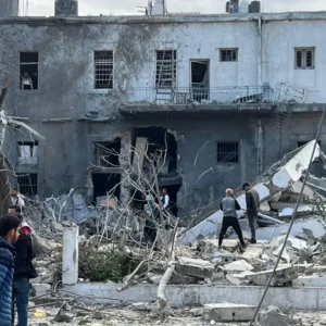 هآرتس: الحل الوحيد إقامة دولة فلسطينية ووقف إطلاق النار والإفراج عن الأسرى
