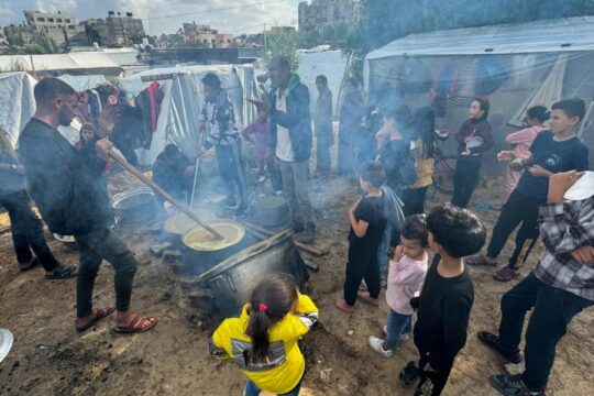 شهداء قصف الاحتلال تكية طعام خيرية وسط قطاع غزة