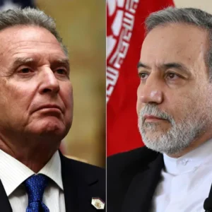 انتهاء الجولة الأولى من محادثات أميركا وإيران وويتكوف وعراقجي "تحدثا لدقائق"