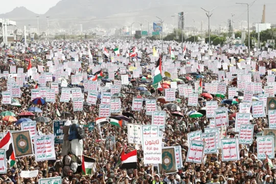 الجيش الإسرائيلي: إطلاق صاروخ وطائرة مُسيَّرة من اليمن السبت