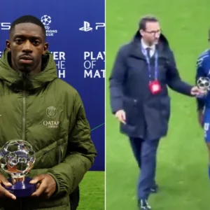 لماذا رفض ديمبلي تسلم جائزة أفضل لاعب بمباراة سان جيرمان وأستون فيلا؟