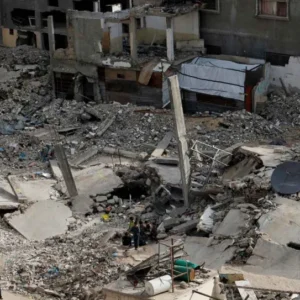الاحتلال يقصف الضاحية الجنوبية لبيروت.. والإعلان عن اغتيال حسن بدير القيادي في حزب الله
