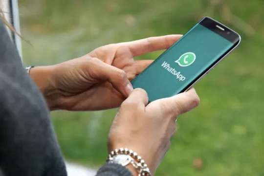 واتساب يتيح للمستخدمين إضافة الموسيقى إلى الحالة