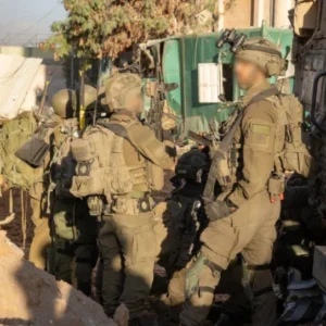 "أكسيوس": الجيش الإسرائيلي يتجه نحو احتلال 25% من قطاع غزة