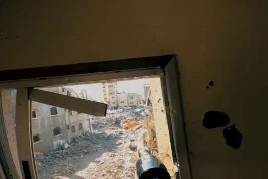 تفجير جرافات وإيقاع كمين.. القسام تعلن عن 3 عمليات ضد القوات المتوغلة في خانيونس