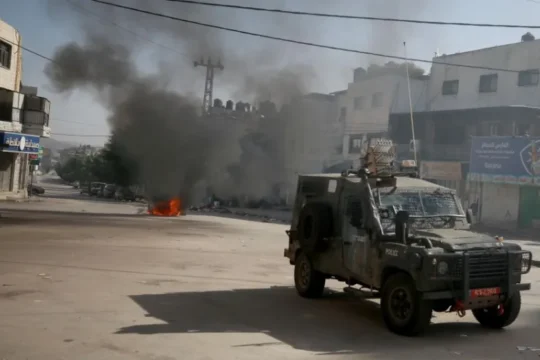 الاحتلال يعلن بدء عدوان على مخيم بلاطة ضمن عملية "السور الحديدي" في شمال الضفة الغربية