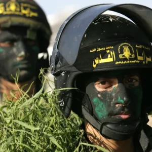 مقتل رقيب شمال غزة وسرايا القدس تفجر حقل ألغام بقوة إسرائيلية