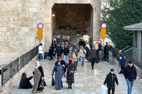 في اليوم العالمي للعمال.. الفصل التعسفي والبطالة يجتاحان شرقي القدس