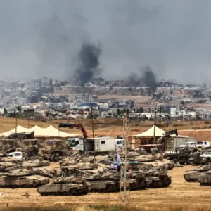 يديعوت أحرونوت تكشف مراحل عملية "عربات غدعون" في غزة