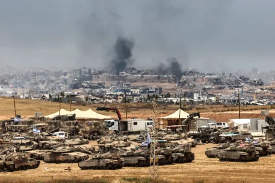 يديعوت أحرونوت تكشف مراحل عملية "عربات غدعون" في غزة