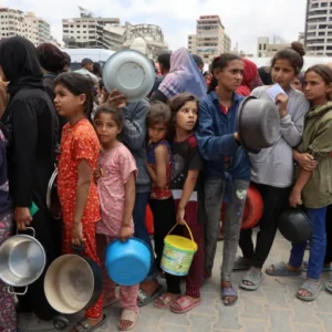 تفاقم الكارثة بغزة مع شح المساعدات والاحتلال يهجر 250 ألفا من جباليا
