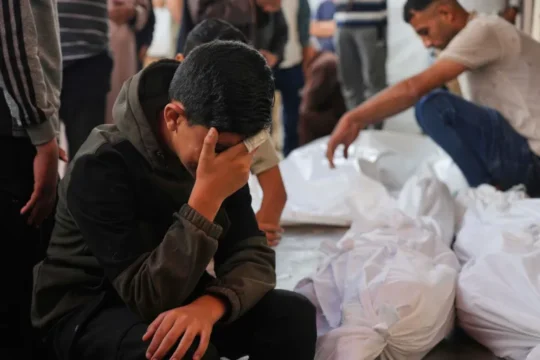 60 شهيدا بغزة منذ فجر الأربعاء ونسف وتدمير بجنوب القطاع