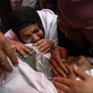 ٢٥٠ شهيدا في مجازر للاحتلال بغزة في يومين