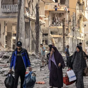 تهجير غزة - أوامر إخلاء - معاريف: "إسرائيل" تفاوض دولًا أفريقية لاستيعاب مهاجرين من غزة