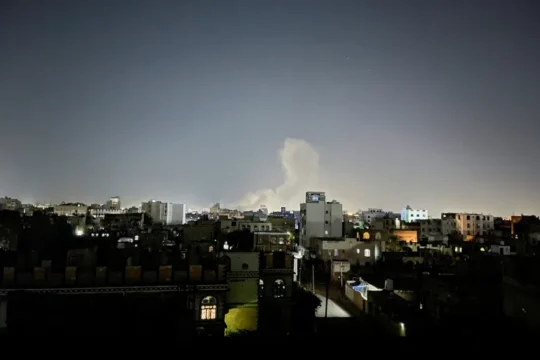 غارات أميركية تستهدف صنعاء ومدنا يمنية