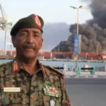 البرهان يتوعد بالقصاص بعد استهداف بورتسودان