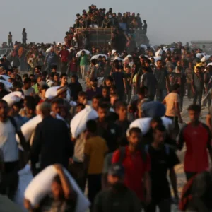37 شهيدا وعشرات الإصابات باستهداف إسرائيلي لغزة ومنتظري المساعدات
