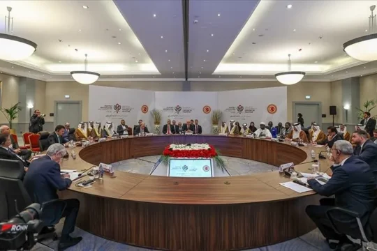 الجامعة العربية تدين الهجوم الإسرائيلي على إيران وتدعو للتهدئة