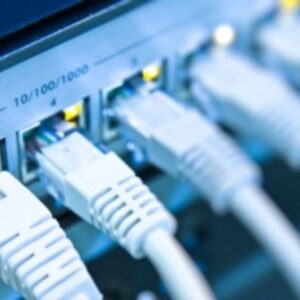 عودة خدمات الانترنت والاتصالات في قطاع غزة