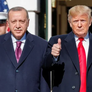 أردوغان يعرض على ترامب الوساطة لحل النزاع النووي الإيراني