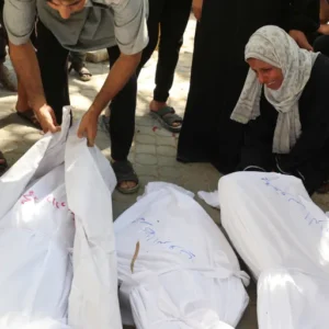 هآرتس: إسرائيل قتلت نحو 100 ألف فلسطيني في غزة