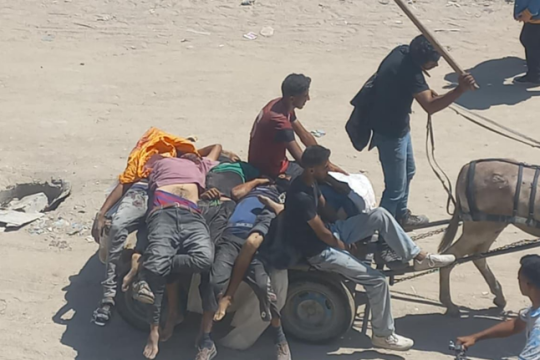 83 شهيداً بينهم 73 من منتظري المساعدات في غزة