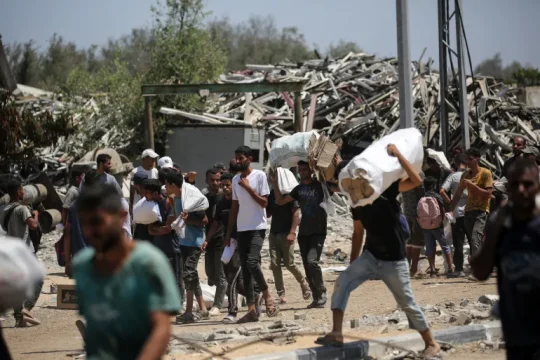 مشرّعون أميركيون يطلبون تحقيقا بشأن عمل مؤسسة غزة الإنسانية