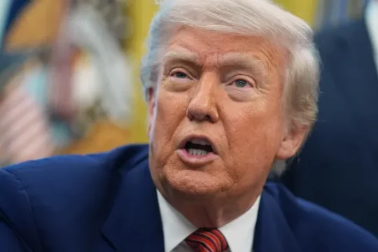 البيت الأبيض: ترامب يعمل جاهدا لإنهاء الحرب الوحشية بغزة
