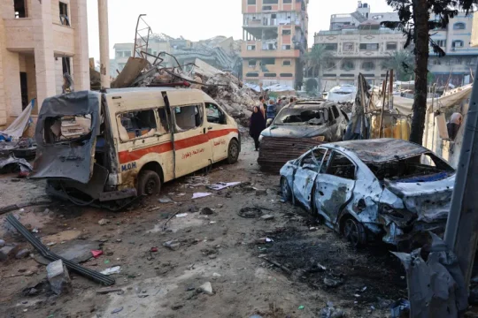 17 شهيدا بغارات عنيفة على غزة بينهم صحفية و5 من أطفالها