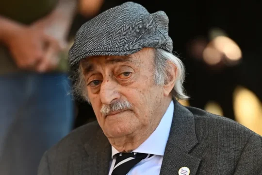 وليد جنبلاط خلال إحيائه في مارس الماضي الذكرى 48 لاغتيال والده كمال جنبلاط (الفرنسية)