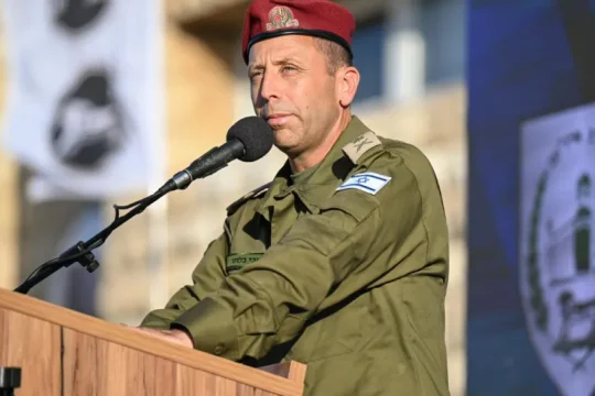 هآرتس: آفي بلوط "جنرال الدم" يُحول الجيش الإسرائيلي إلى أداة في يد ميليشيات المستوطنين