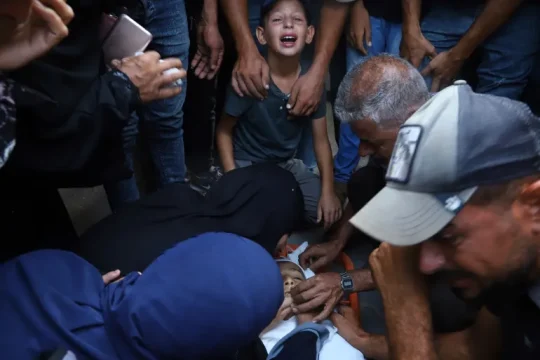 61 شهيدا في مجازر جديدة للاحتلال بغزة