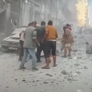 عشرات الشهداء في غزة والاحتلال يفقد 900 عسكري منذ طوفان الأقصى