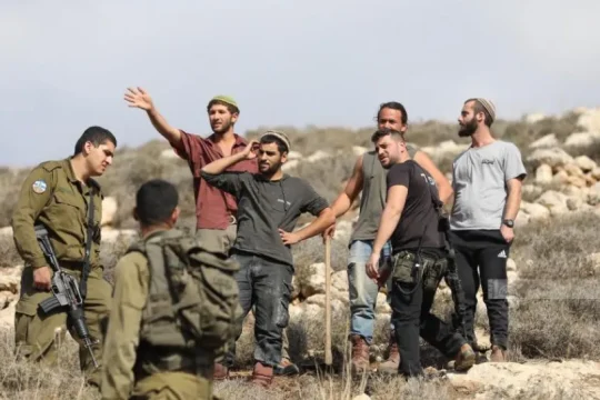 الضفة: بؤرة استيطانية جديدة في بيت دجن وإصابات برصاص الاحتلال