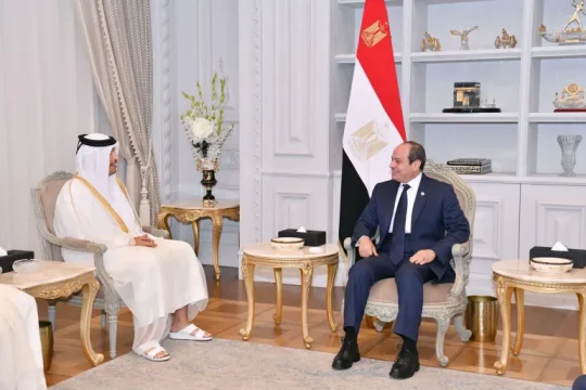 مباحثات مصرية قطرية بالقاهرة وحماس توافق على مقترح صفقة جديدة