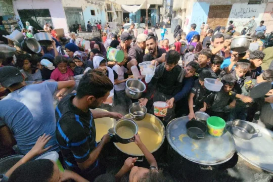 غزة بلا تعليم للعام الثالث والأمية تهدد طلبة المرحلة الأساسية