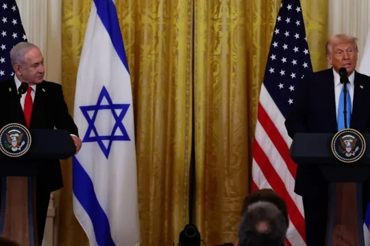 ترامب: اتفقت مع نتنياهو على خطة إنهاء الحرب في غزة وعلى حماس قبولها