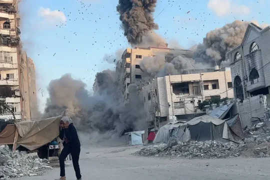 هآرتس: محو غزة عن وجه الأرض وربطه بالطفرة العقارية حديث إجرامي