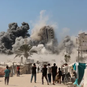 الاحتلال ينفّذ عمليات نسف ضخمة بمدينة غزة