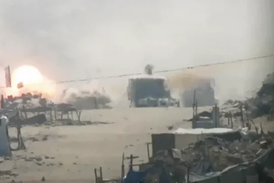 القسام تبث مشاهد إيقاع آليات إسرائيلية في حقل عبوات غرب جباليا