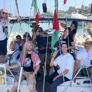 إطلاق 10 قوارب جديدة نحو غزة من إيطاليا