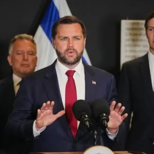 قناة كان: القيادة الأميركية في "كريات غات" تراقب وتوجّه تحركات إسرائيل في غزة